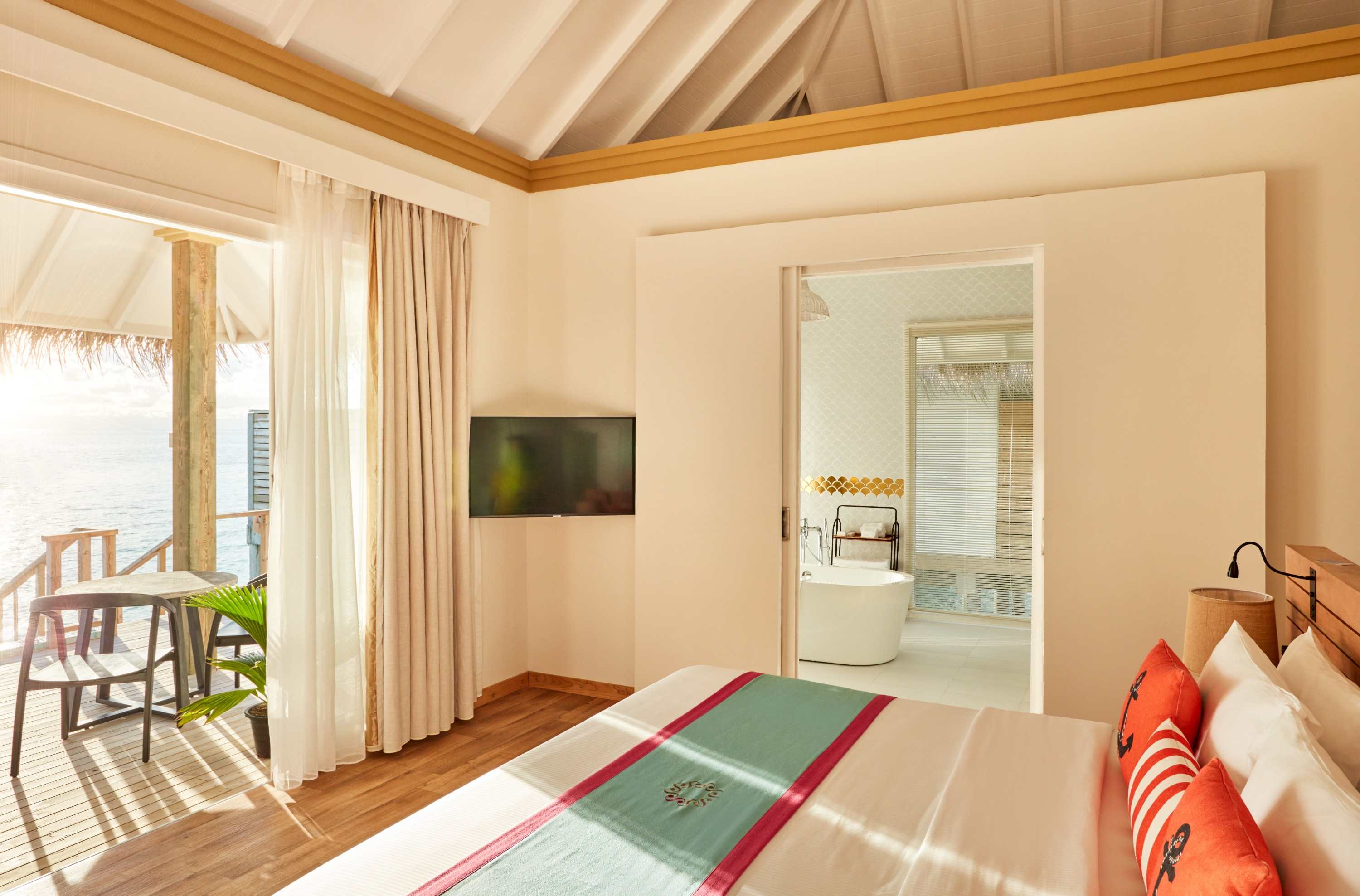 Sun Siyam Iru Veli – All-Inclusive Ocean Villa with Pool | 4 Nights