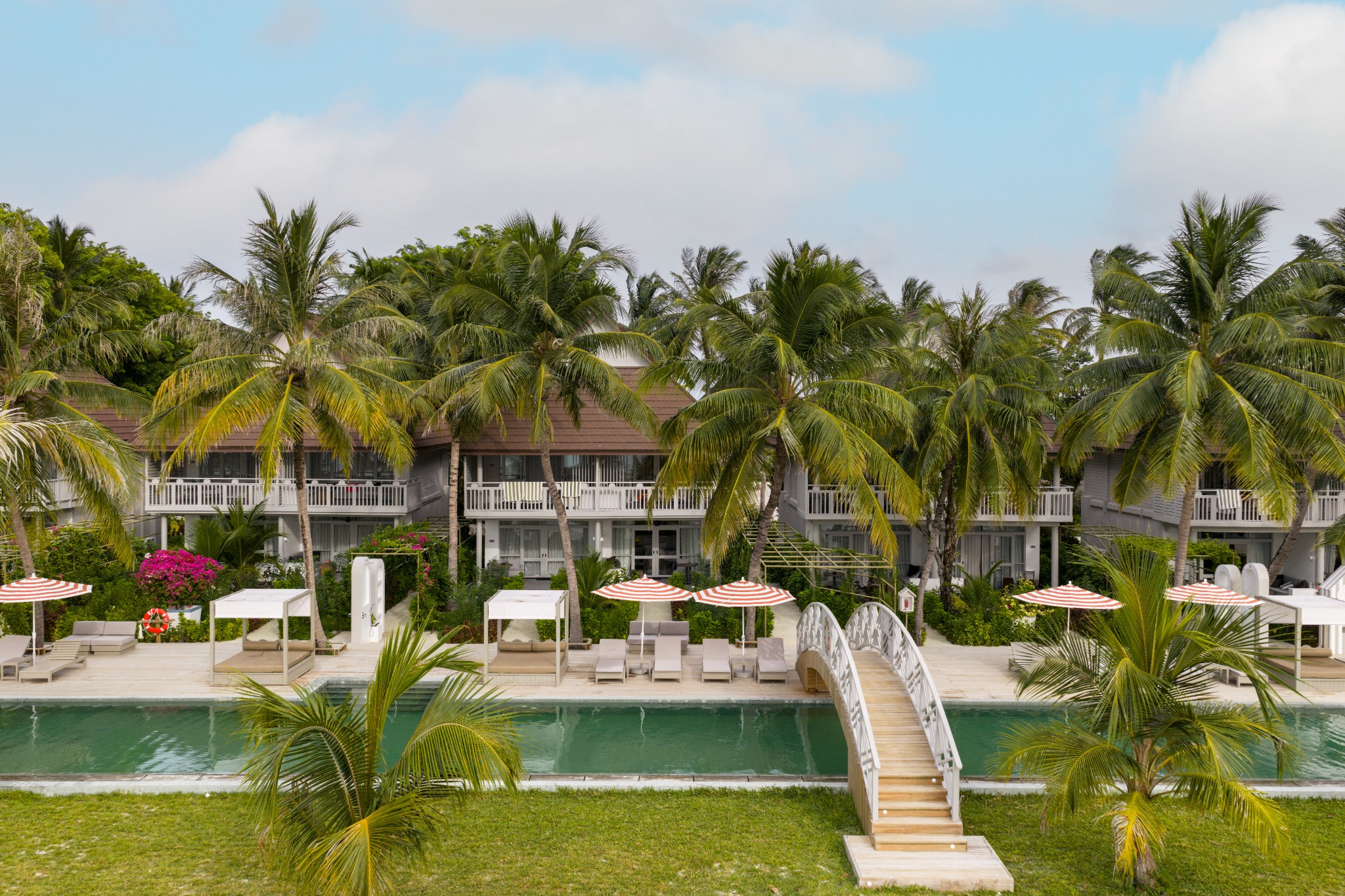 Sun Siyam Olhuveli - All-Inclusive Sunset Beach Pavilion | 4 Nights