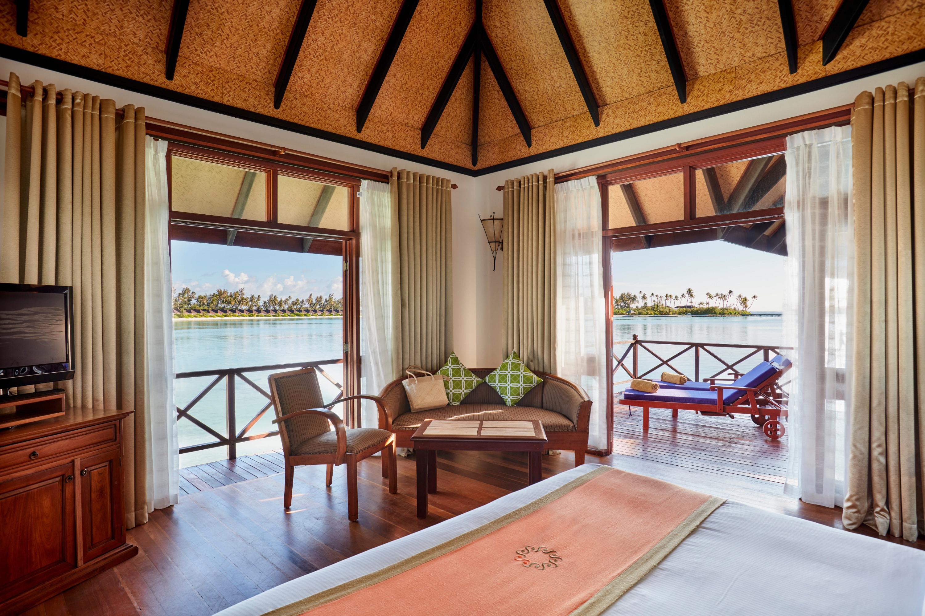 Sun Siyam Olhuveli – Water Villa Full Board | 4 Nights
